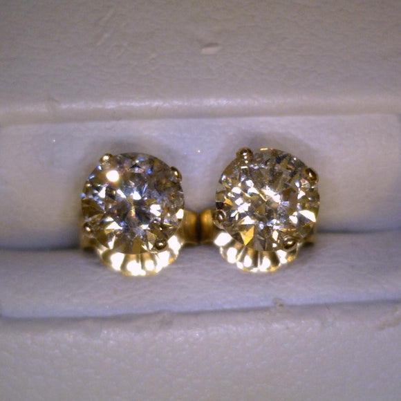 1ctw. Diamond Stud Earrings