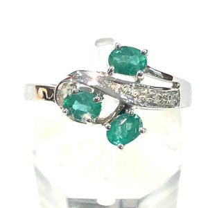 Emerald 3 Stone Ring