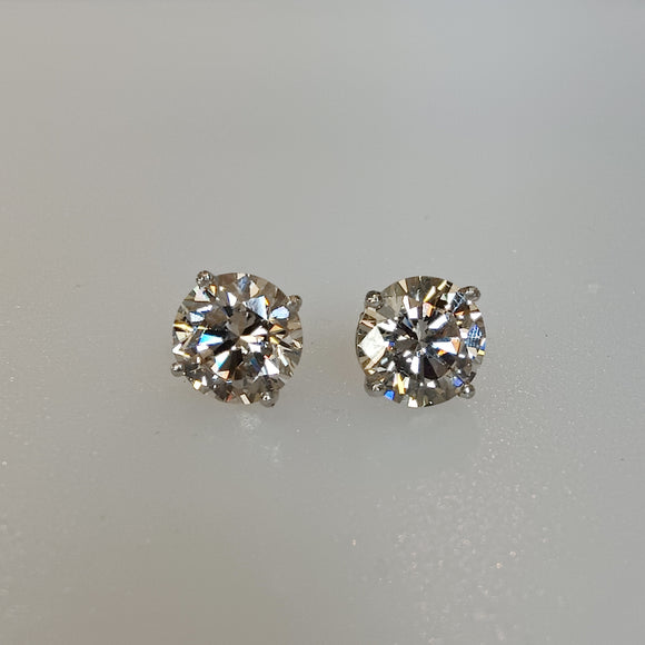 .75ctw Diamond Stud Earrings
