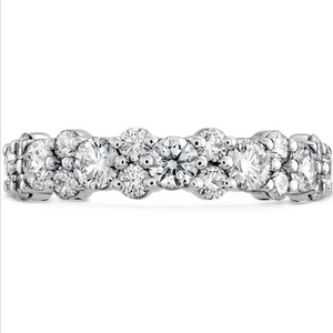 Signature Gracious Diamond Ring